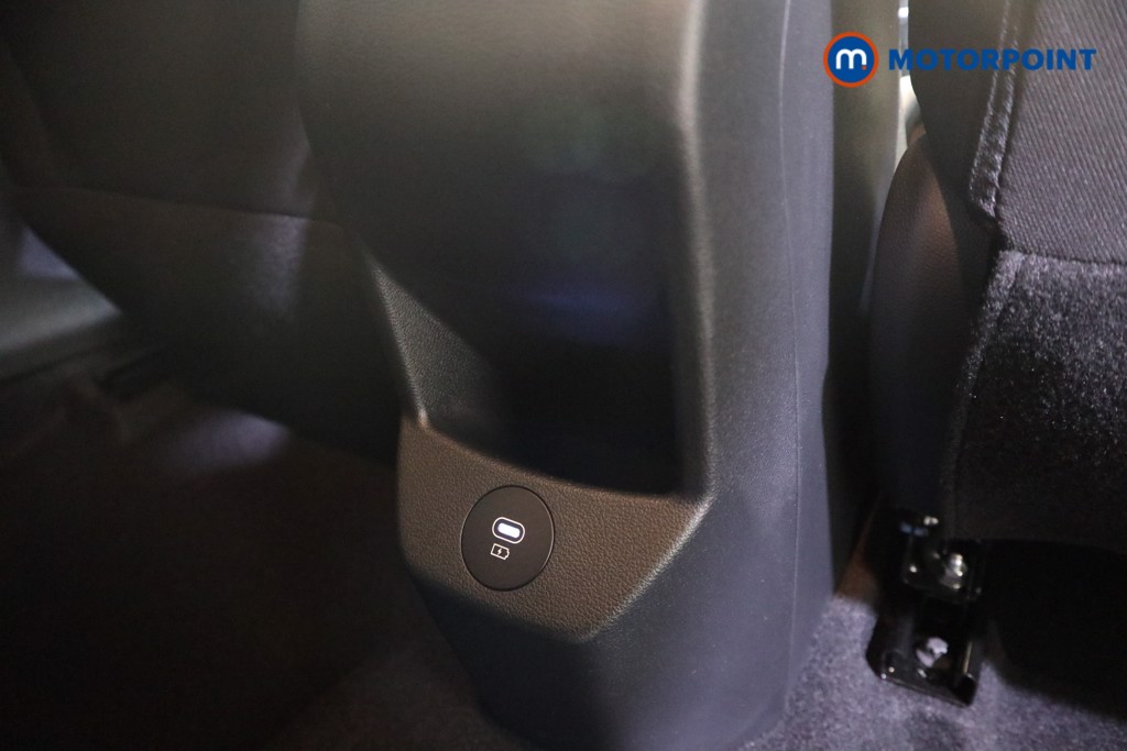 Hyundai I20 Premium Manual Petrol Hatchback - Stock Number (1633219) - 17th supplementary image