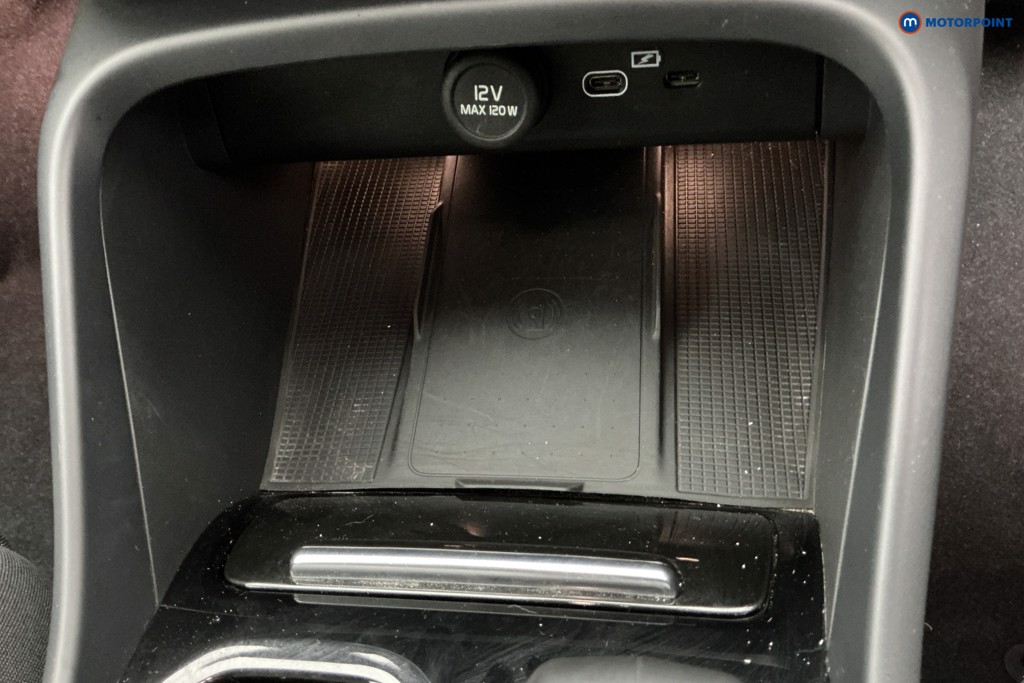 Volvo Xc40 Plus Automatic Petrol SUV - Stock Number (1633297) - 17th supplementary image