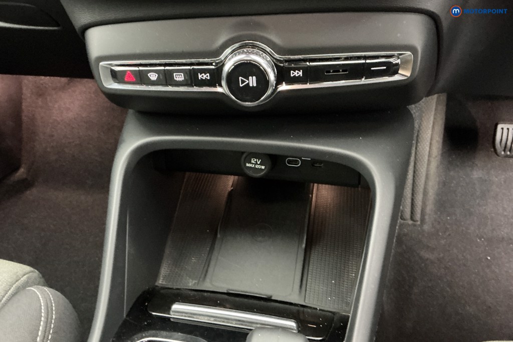 Volvo Xc40 Plus Automatic Petrol SUV - Stock Number (1633297) - 18th supplementary image