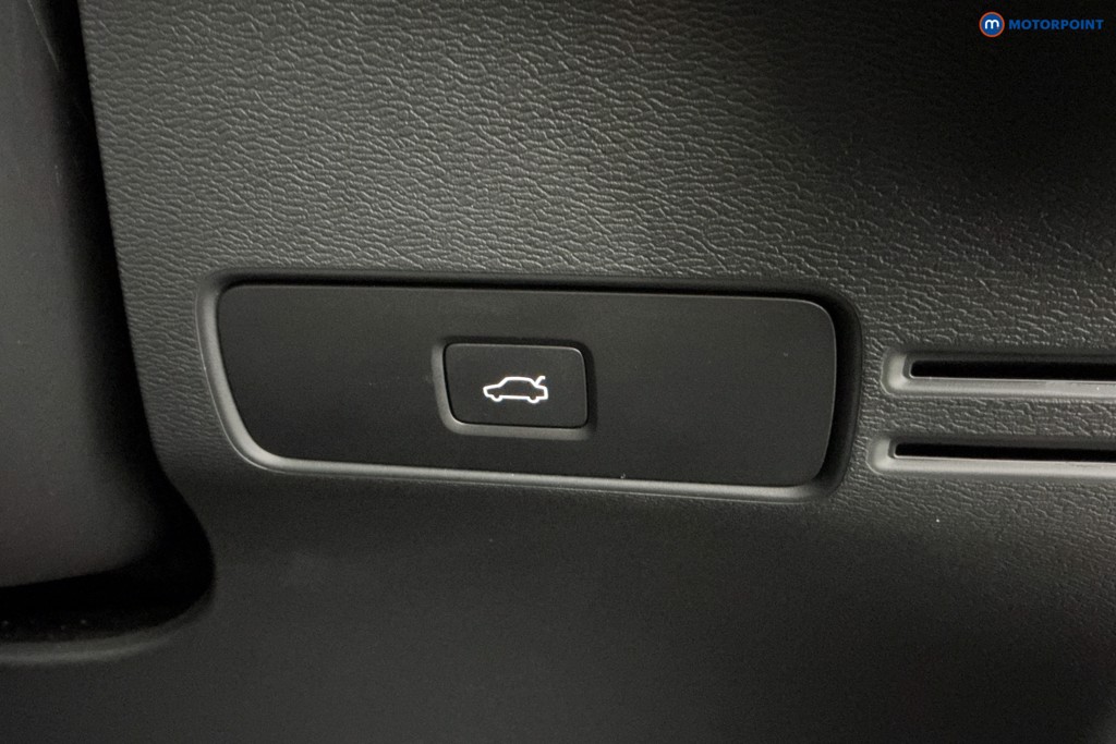 Volvo Xc40 Plus Automatic Petrol SUV - Stock Number (1633297) - 24th supplementary image