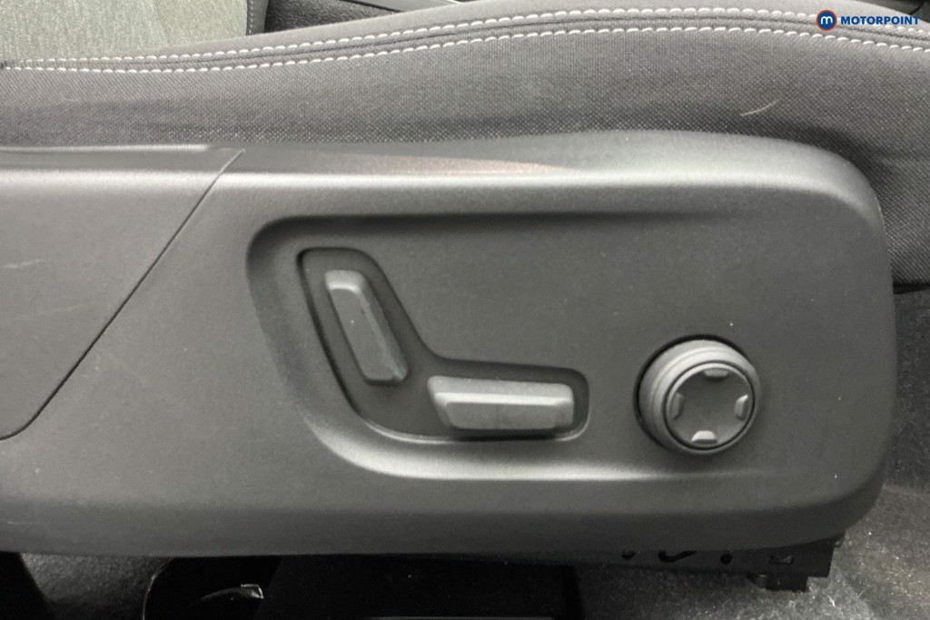 Volvo Xc40 Plus Automatic Petrol SUV - Stock Number (1633297) - 25th supplementary image