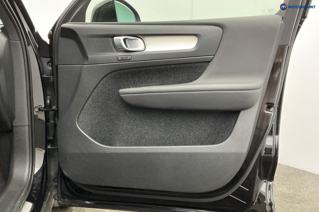 Volvo Xc40 Plus Automatic Petrol SUV - Stock Number (1633297) - 26th supplementary image
