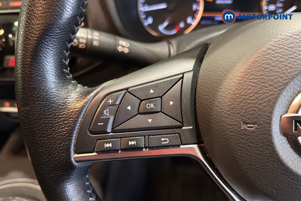 Nissan Juke Tekna-Plus Manual Petrol SUV - Stock Number (1633779) - 3rd supplementary image