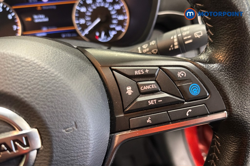 Nissan Juke Tekna-Plus Manual Petrol SUV - Stock Number (1633779) - 4th supplementary image