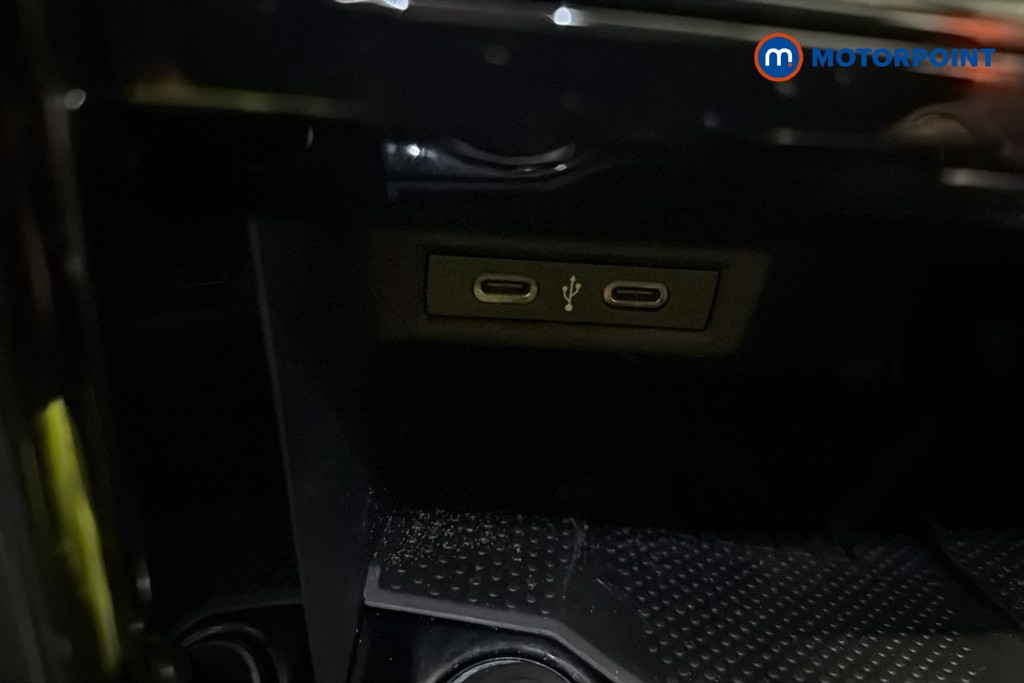 Volkswagen T-Roc Style Design Automatic Petrol SUV - Stock Number (1633880) - 17th supplementary image