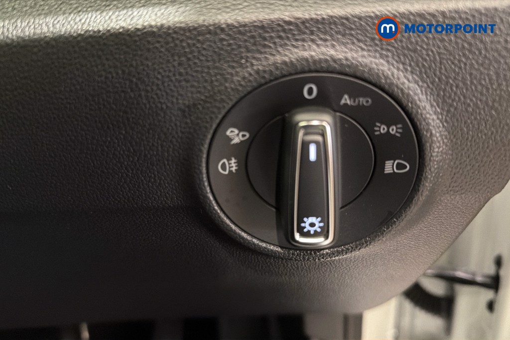 Volkswagen T-Roc Style Design Automatic Petrol SUV - Stock Number (1633880) - 18th supplementary image