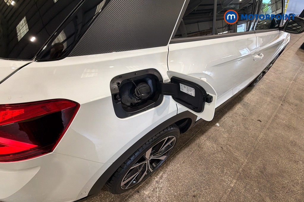 Volkswagen T-Roc Style Design Automatic Petrol SUV - Stock Number (1633880) - 41st supplementary image