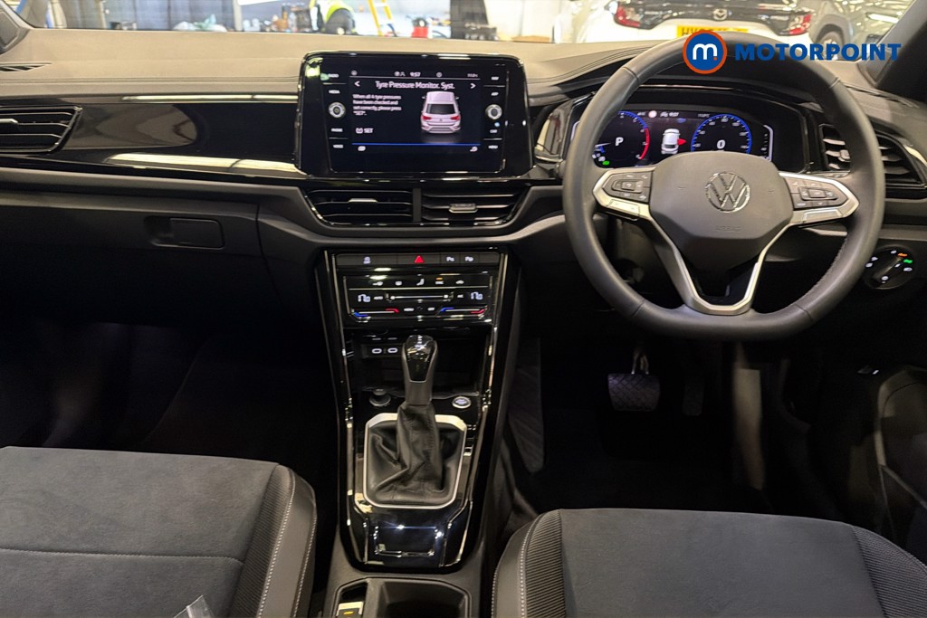 Volkswagen T-Roc Style Design Automatic Petrol SUV - Stock Number (1633880) - 1st supplementary image