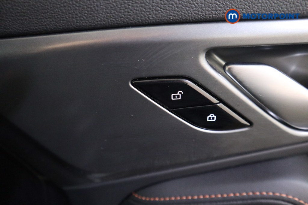 Mg Motor Uk HS Trophy Automatic Petrol-Electric Hybrid SUV - Stock Number (1633967) - 12th supplementary image