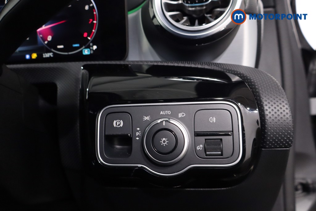 Mercedes-Benz A Class Amg Line Automatic Petrol Hatchback - Stock Number (1634181) - 17th supplementary image