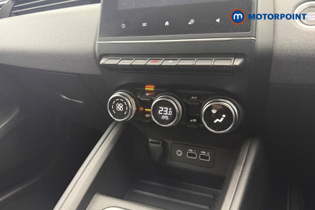 Renault Clio Evolution Automatic Petrol-Electric Hybrid Hatchback - Stock Number (1634220) - 15th supplementary image