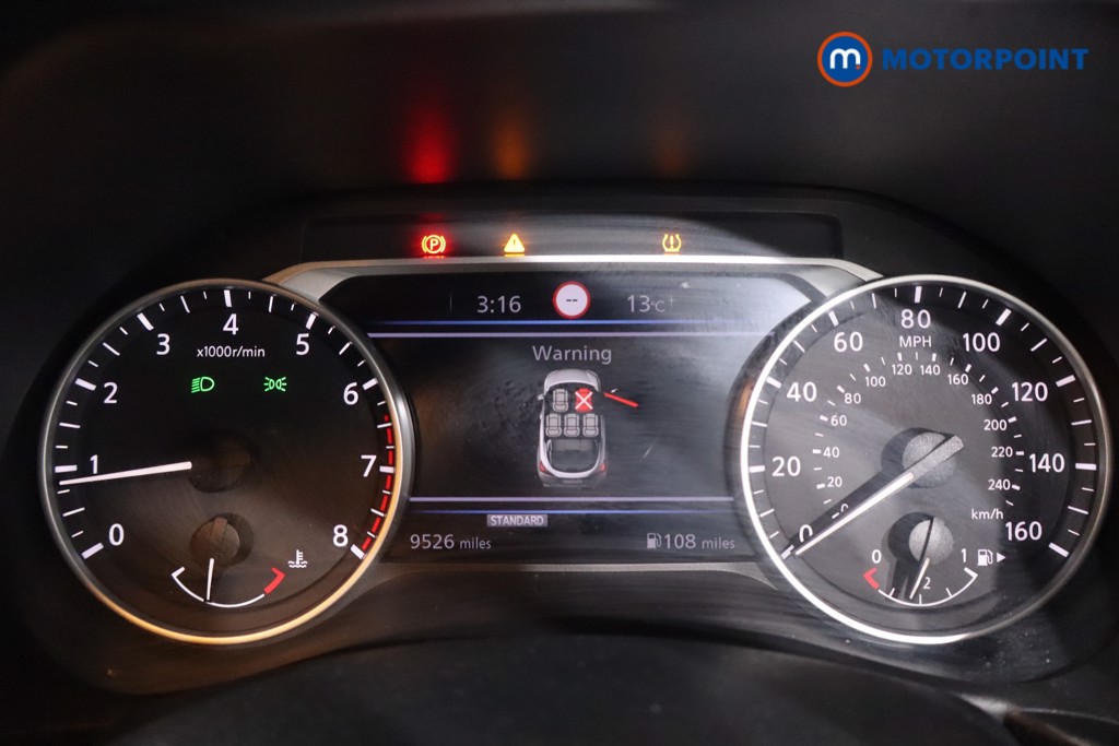 Nissan Juke N-Connecta Manual Petrol SUV - Stock Number (1634409) - 16th supplementary image