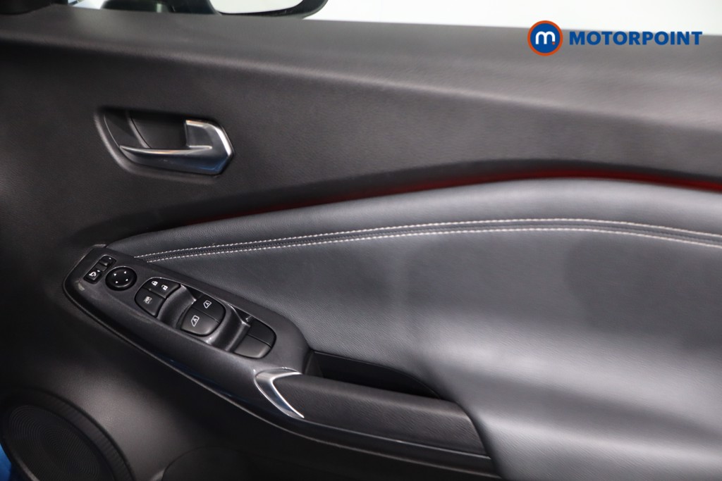 Nissan Juke N-Connecta Manual Petrol SUV - Stock Number (1634409) - 24th supplementary image