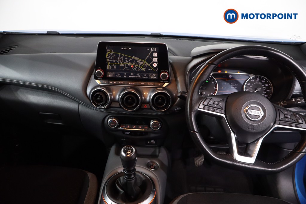 Nissan Juke N-Connecta Manual Petrol SUV - Stock Number (1634409) - 1st supplementary image