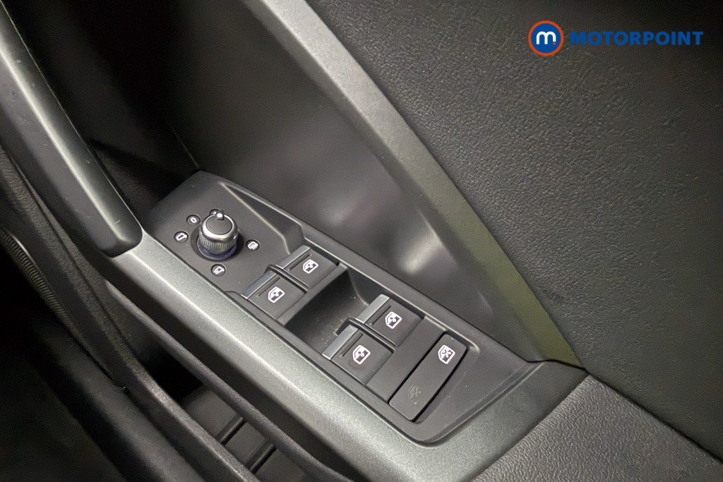 Audi Q3 Black Edition Automatic Petrol SUV - Stock Number (1634415) - 15th supplementary image