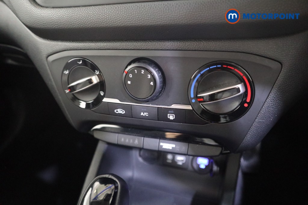 Hyundai I20 SE Automatic Petrol Hatchback - Stock Number (1634428) - 7th supplementary image