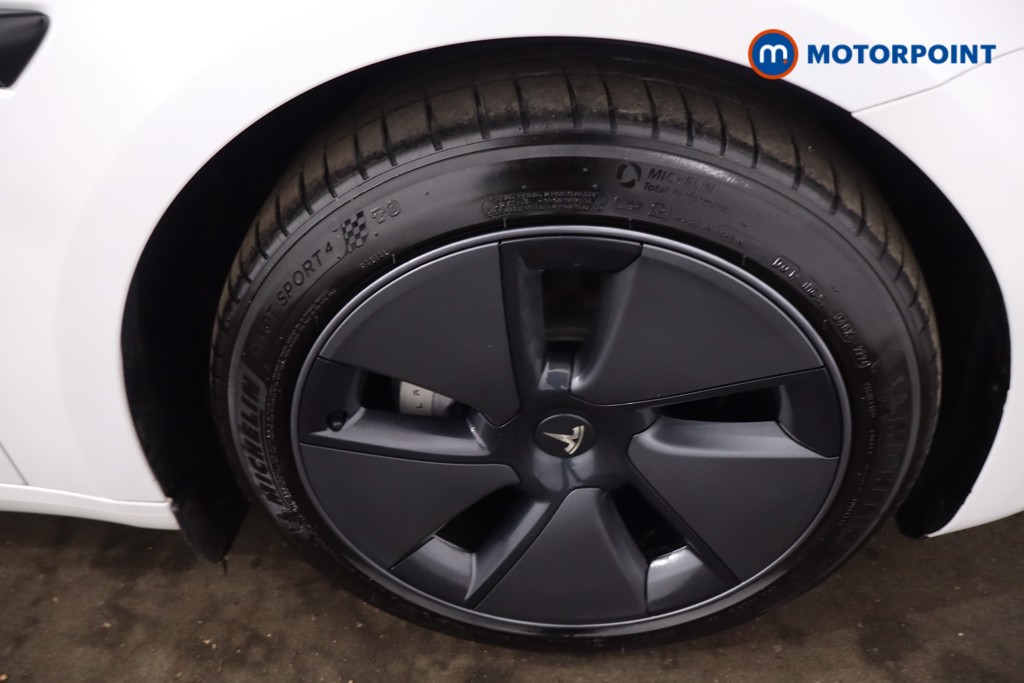 Tesla Model 3 Long Range Automatic Electric Saloon - Stock Number (1634441) - 9th supplementary image