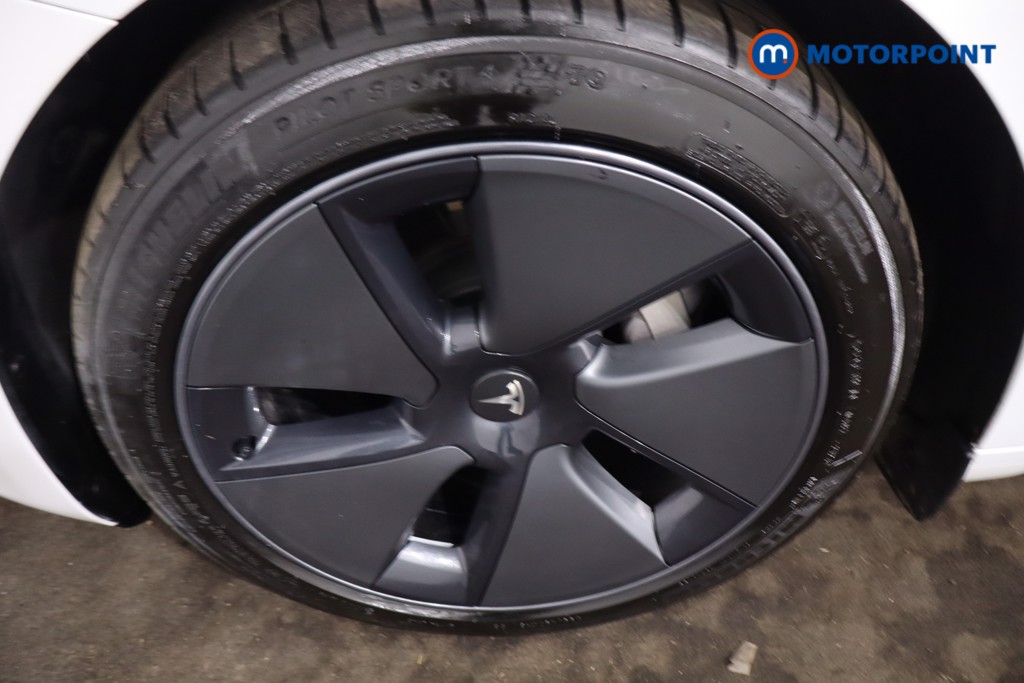 Tesla Model 3 Long Range Automatic Electric Saloon - Stock Number (1634441) - 11th supplementary image