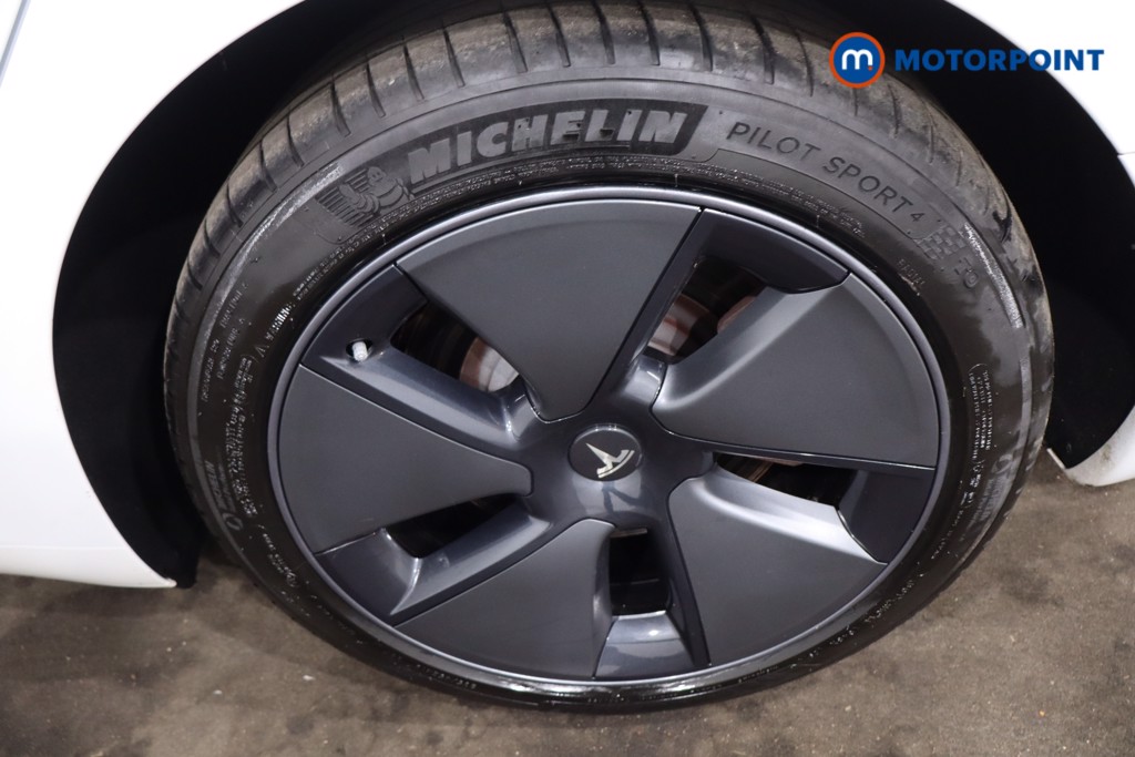 Tesla Model 3 Long Range Automatic Electric Saloon - Stock Number (1634441) - 12th supplementary image