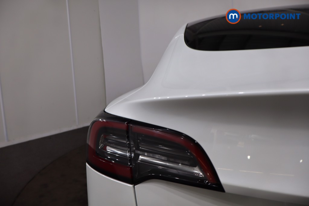 Tesla Model 3 Long Range Automatic Electric Saloon - Stock Number (1634441) - 36th supplementary image