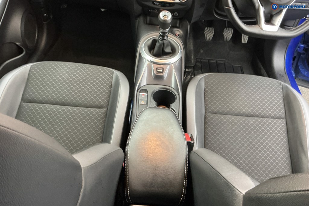 Nissan Juke N-Connecta Manual Petrol SUV - Stock Number (1634567) - 10th supplementary image