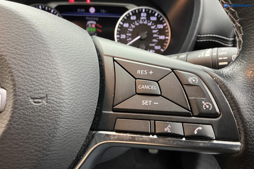 Nissan Juke N-Connecta Manual Petrol SUV - Stock Number (1634567) - 22nd supplementary image