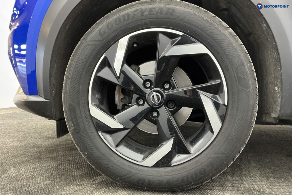 Nissan Juke N-Connecta Manual Petrol SUV - Stock Number (1634567) - 35th supplementary image