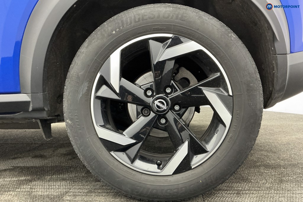 Nissan Juke N-Connecta Manual Petrol SUV - Stock Number (1634567) - 36th supplementary image