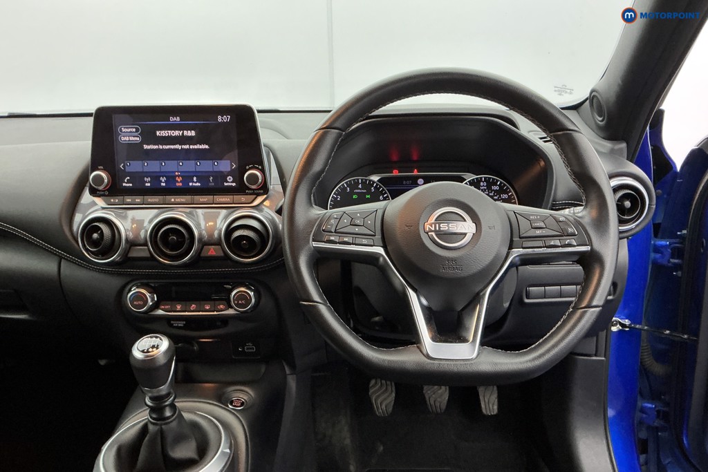 Nissan Juke N-Connecta Manual Petrol SUV - Stock Number (1634567) - 1st supplementary image
