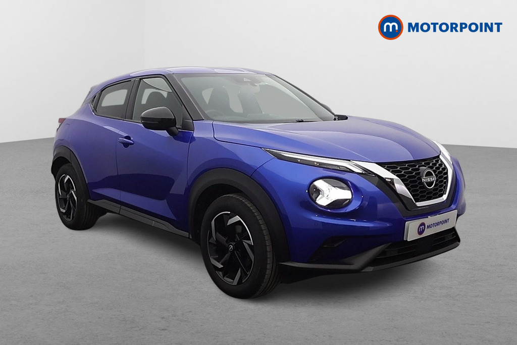 Nissan Juke N-Connecta Manual Petrol SUV - Stock Number (1634567) - Drivers side front corner
