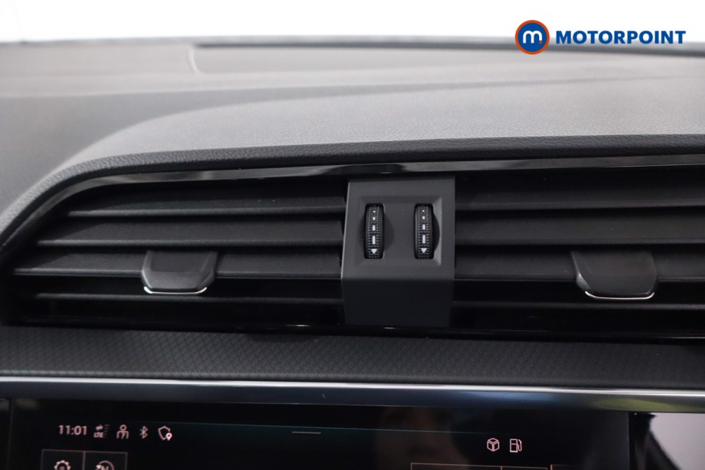 Audi Q3 Technik Manual Petrol SUV - Stock Number (1634676) - 21st supplementary image