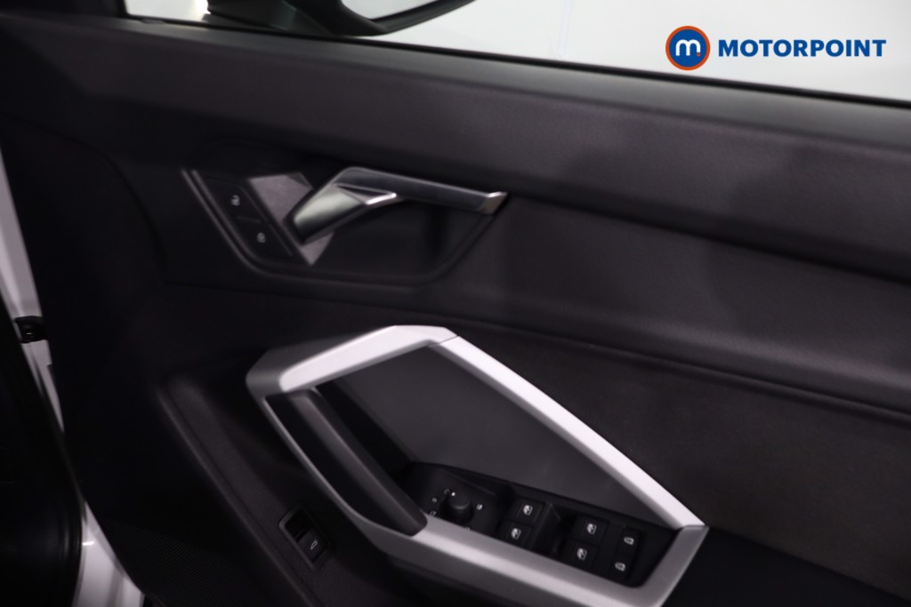 Audi Q3 Technik Manual Petrol SUV - Stock Number (1634676) - 24th supplementary image