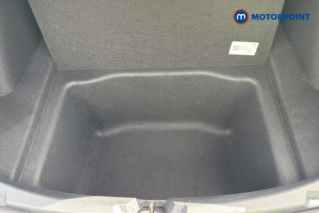 Tesla Model 3 Long Range Automatic Electric Saloon - Stock Number (1634787) - 33rd supplementary image