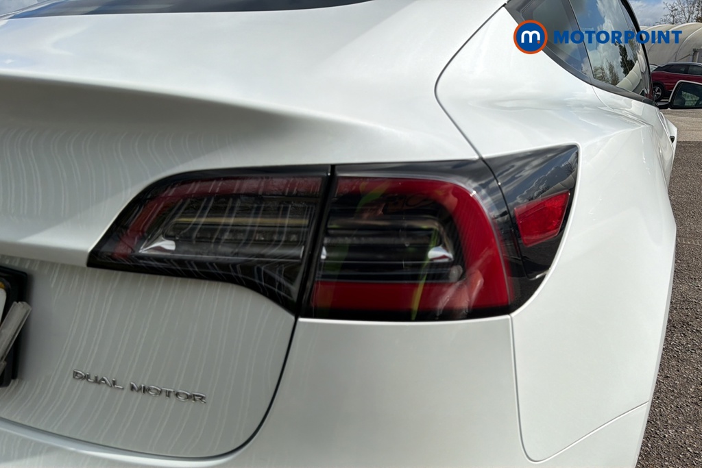 Tesla Model 3 Long Range Automatic Electric Saloon - Stock Number (1634787) - 36th supplementary image