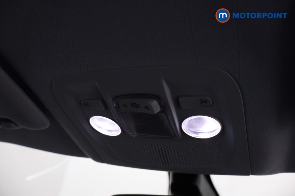 Peugeot 2008 Allure Manual Petrol SUV - Stock Number (1634880) - 22nd supplementary image