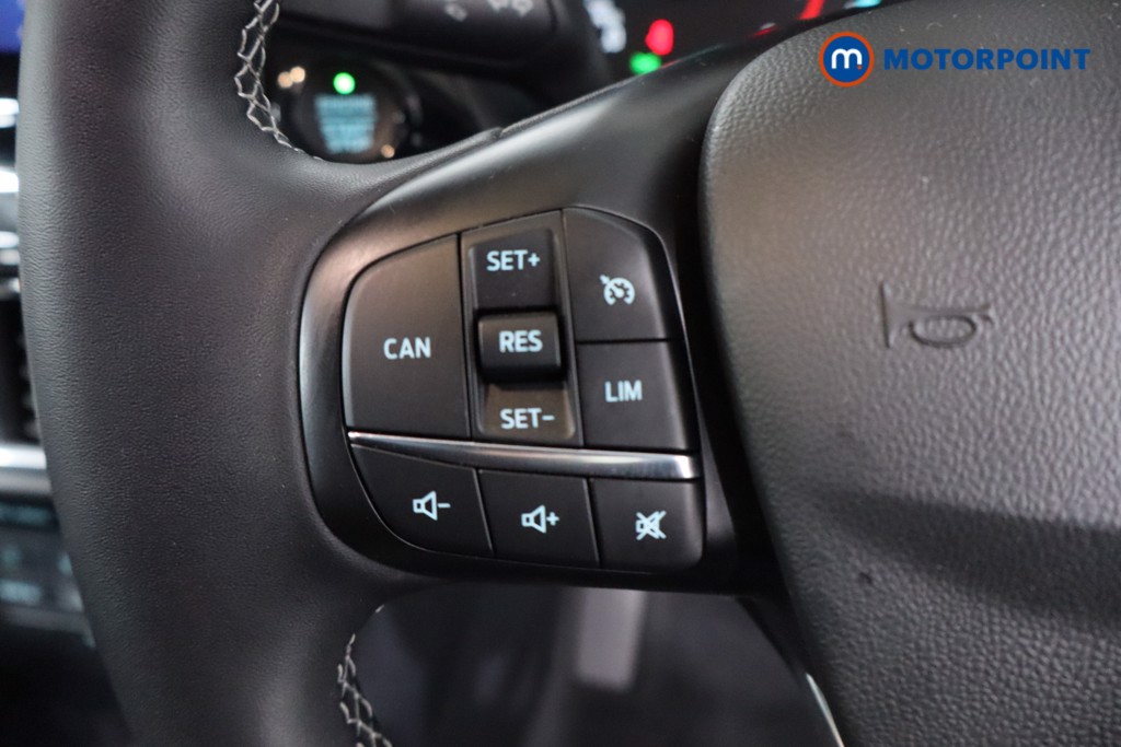 Ford Fiesta Titanium Manual Petrol Hatchback - Stock Number (1635165) - 7th supplementary image