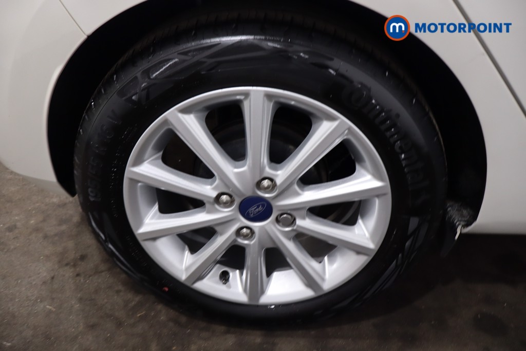 Ford Fiesta Titanium Manual Petrol Hatchback - Stock Number (1635165) - 9th supplementary image