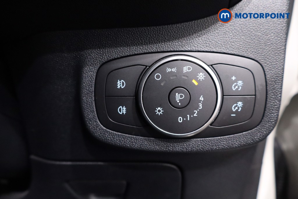 Ford Fiesta Titanium Manual Petrol Hatchback - Stock Number (1635165) - 17th supplementary image