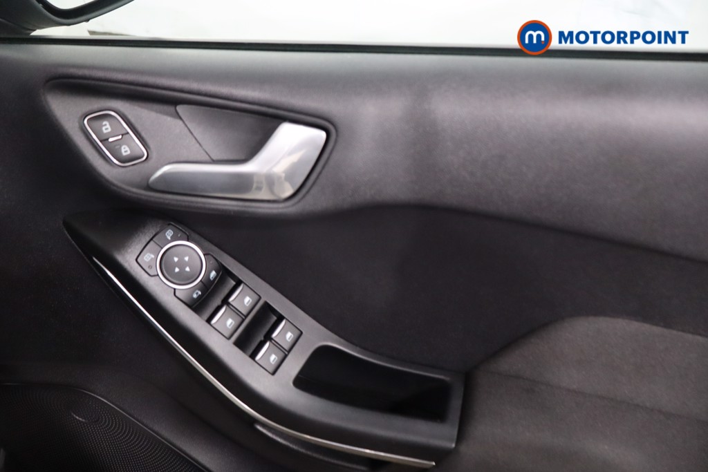 Ford Fiesta Titanium Manual Petrol Hatchback - Stock Number (1635165) - 25th supplementary image