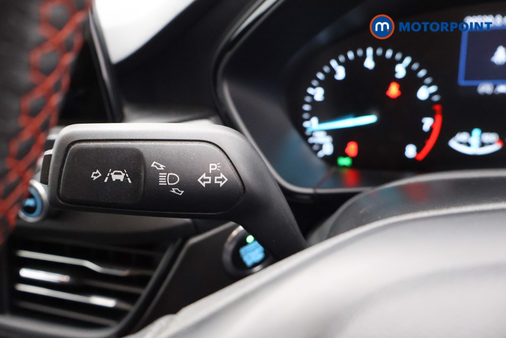 Ford Focus St-Line Manual Petrol Hatchback - Stock Number (1635298) - 5th supplementary image