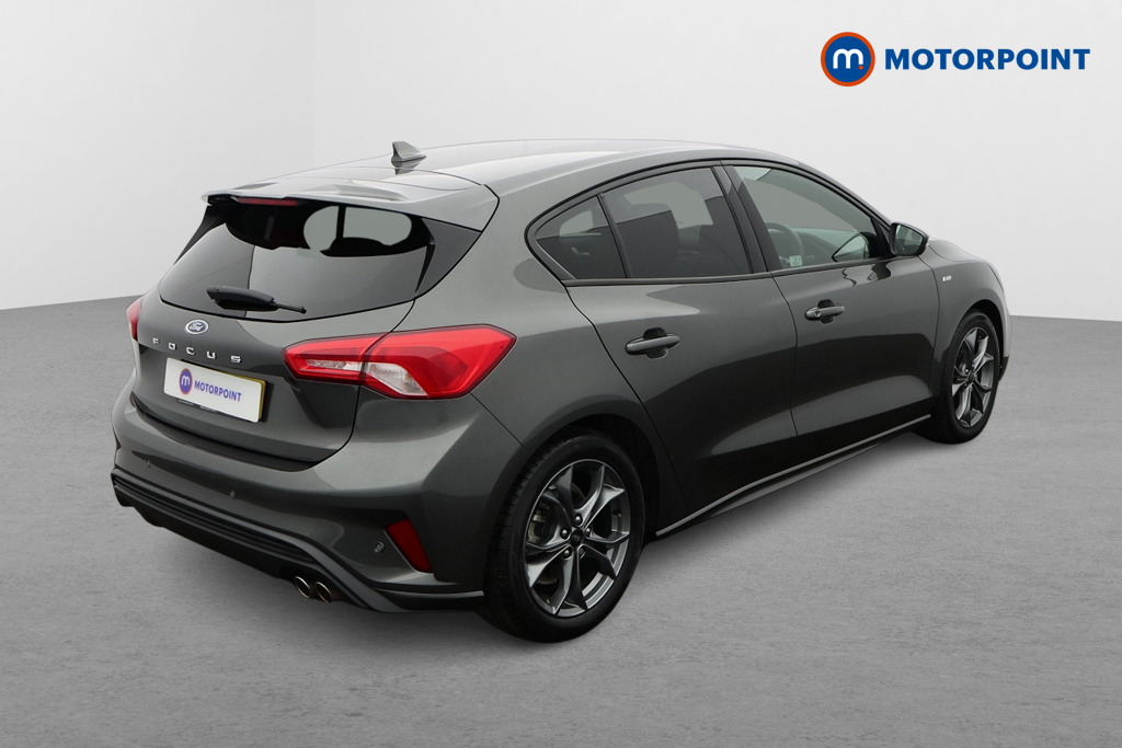 Ford Focus St-Line Manual Petrol Hatchback - Stock Number (1635298) - Drivers side rear corner