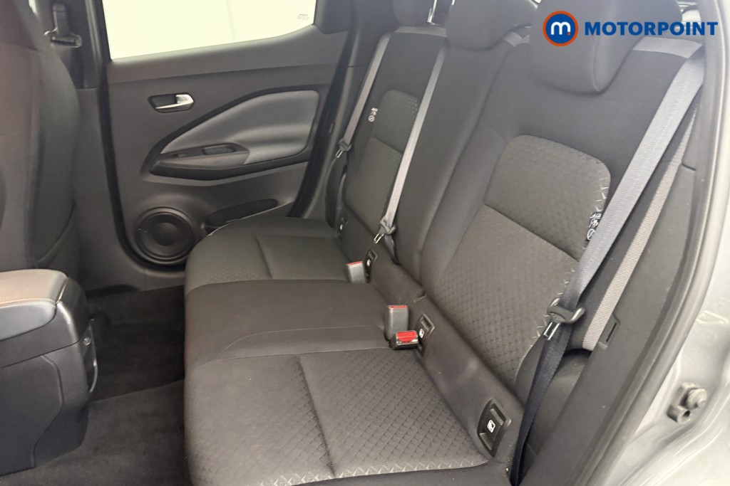 Nissan Juke N-Connecta Manual Petrol SUV - Stock Number (1635423) - 11th supplementary image