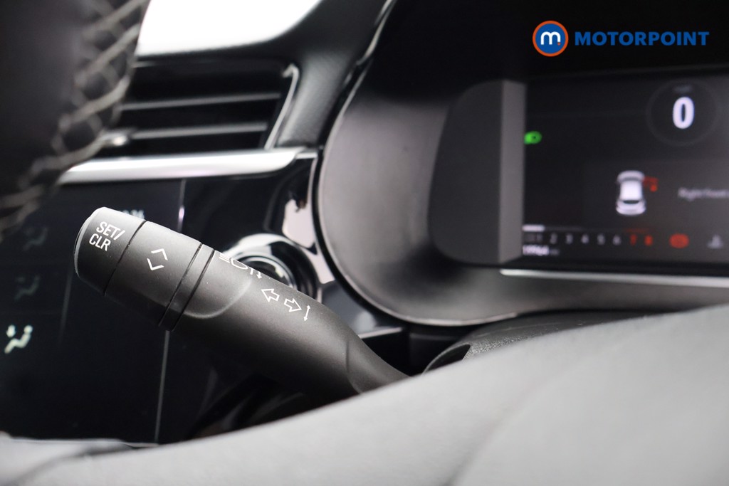 Vauxhall Corsa Elite Nav Premium Manual Petrol Hatchback - Stock Number (1635606) - 5th supplementary image