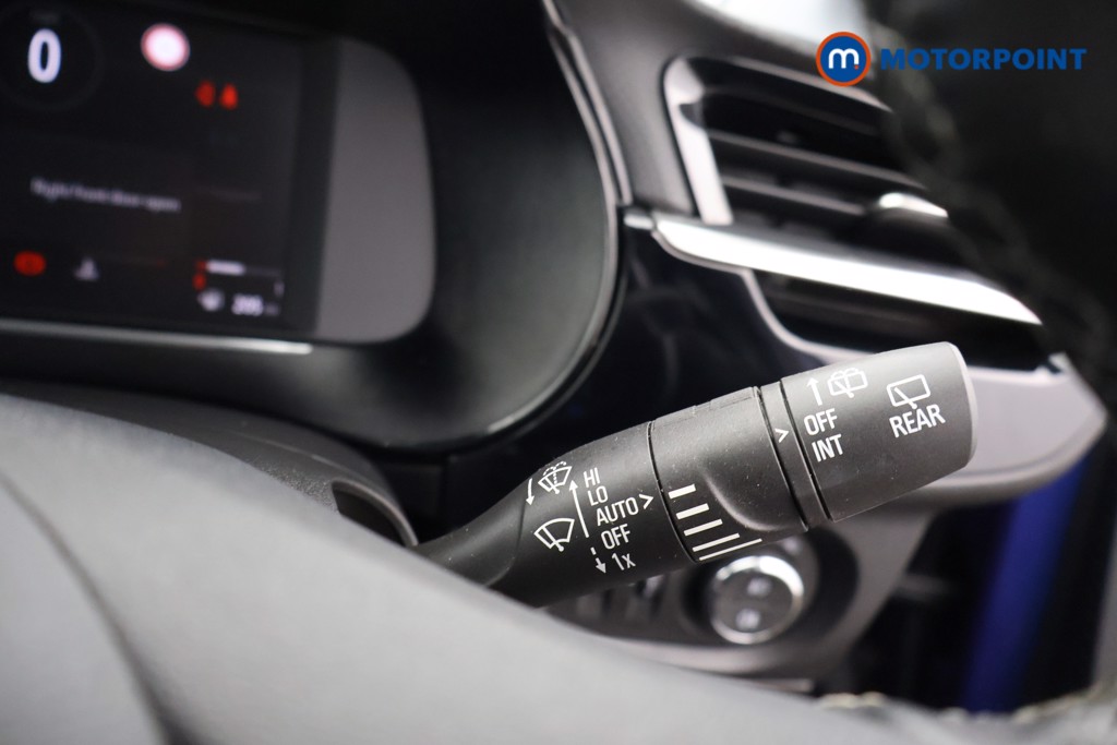 Vauxhall Corsa Elite Nav Premium Manual Petrol Hatchback - Stock Number (1635606) - 6th supplementary image