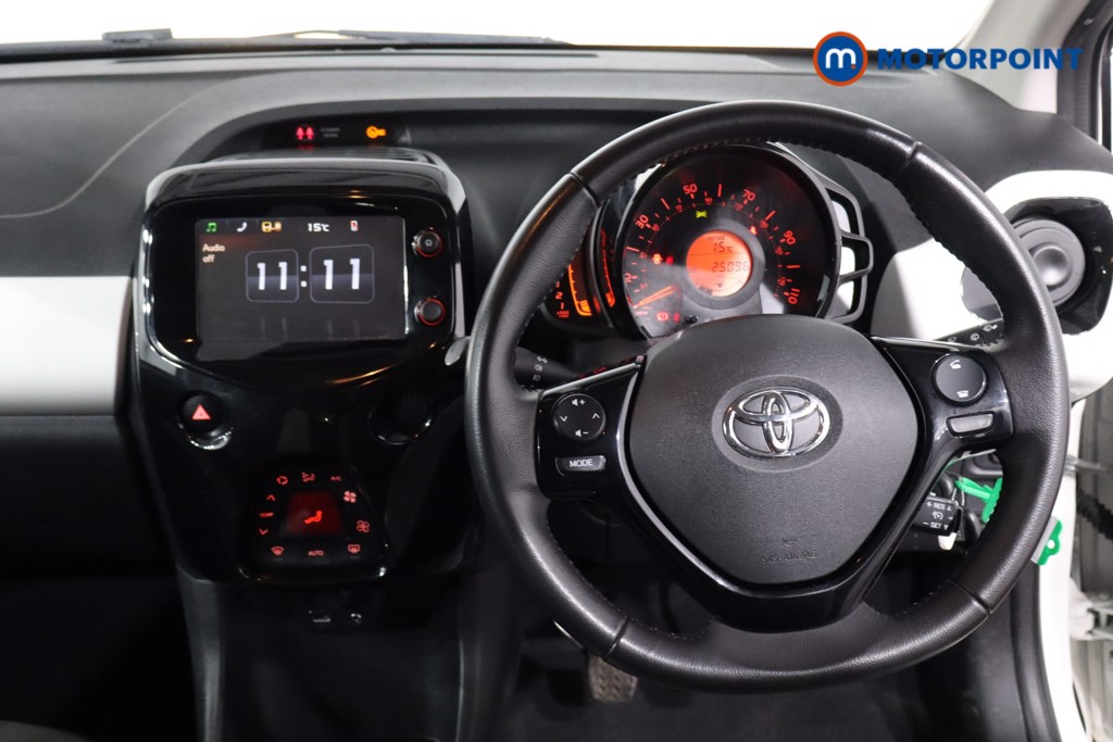 Toyota Aygo X-Press Manual Petrol Hatchback - Stock Number (1635660) - 3rd supplementary image