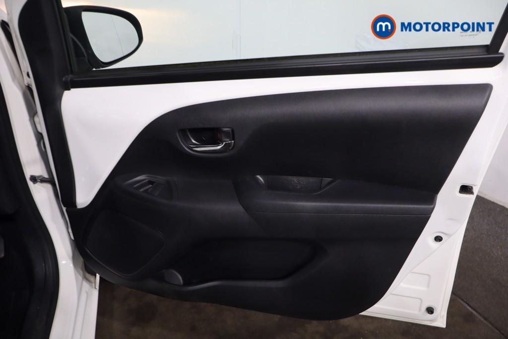 Toyota Aygo X-Press Manual Petrol Hatchback - Stock Number (1635660) - 22nd supplementary image