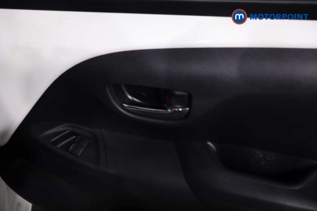 Toyota Aygo X-Press Manual Petrol Hatchback - Stock Number (1635660) - 23rd supplementary image