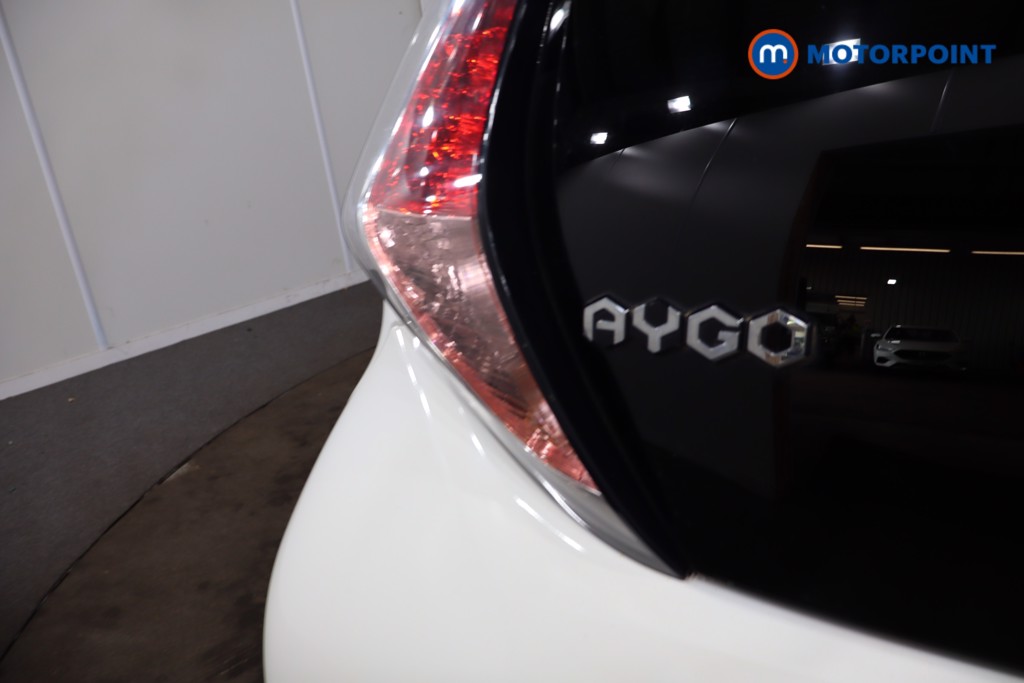 Toyota Aygo X-Press Manual Petrol Hatchback - Stock Number (1635660) - 33rd supplementary image