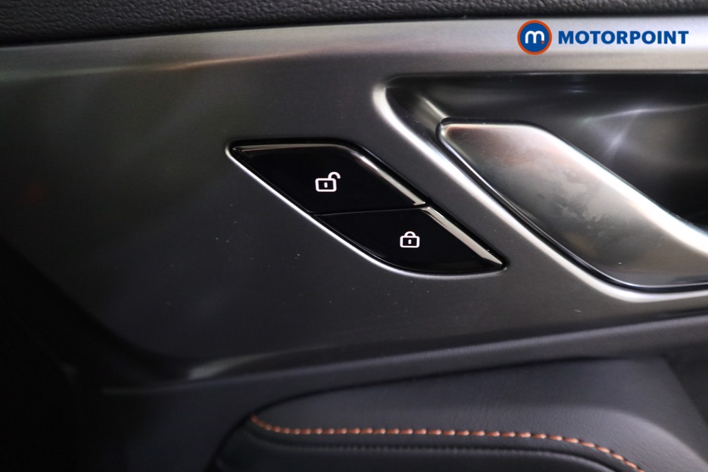 Mg Motor Uk HS Trophy Automatic Petrol-Electric Hybrid SUV - Stock Number (1635798) - 12th supplementary image