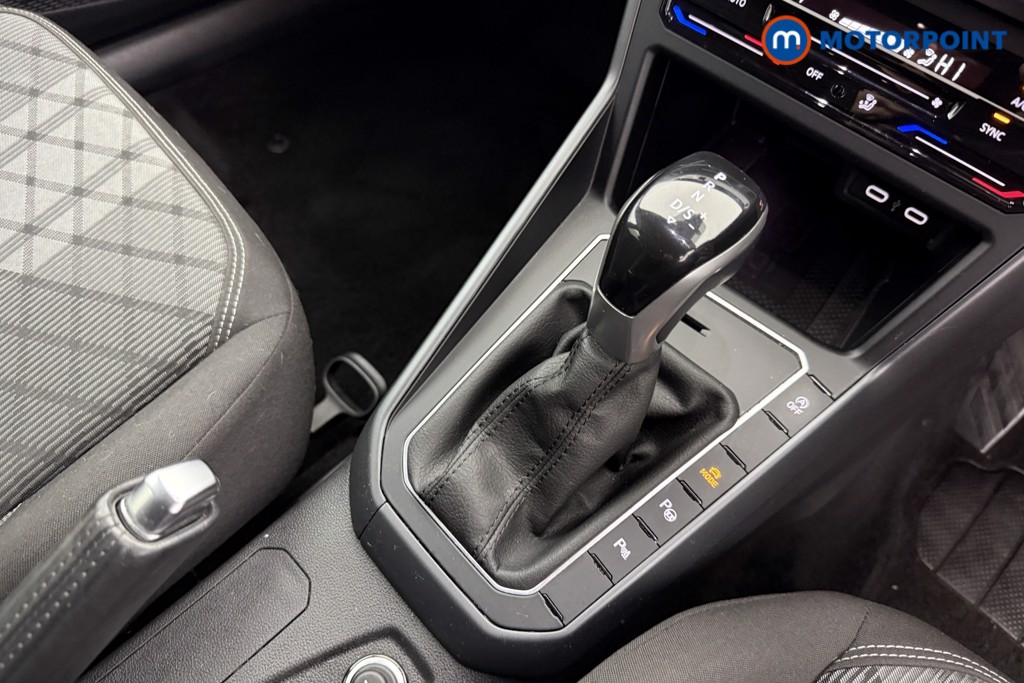 Volkswagen Taigo R-Line Automatic Petrol SUV - Stock Number (1635844) - 4th supplementary image